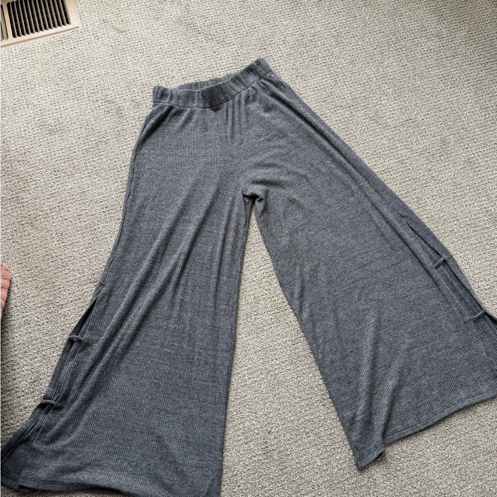 Like New Project Social T Casual Pants Size Medium